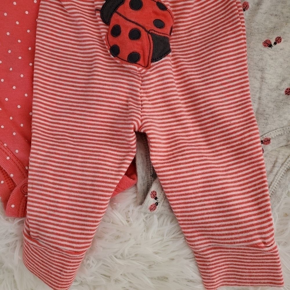 Carter's 3 piece Lady Bug Set - Picture 4 of 7